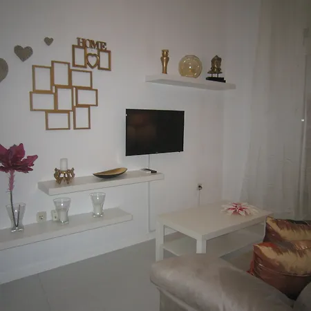 Bromham Apartment